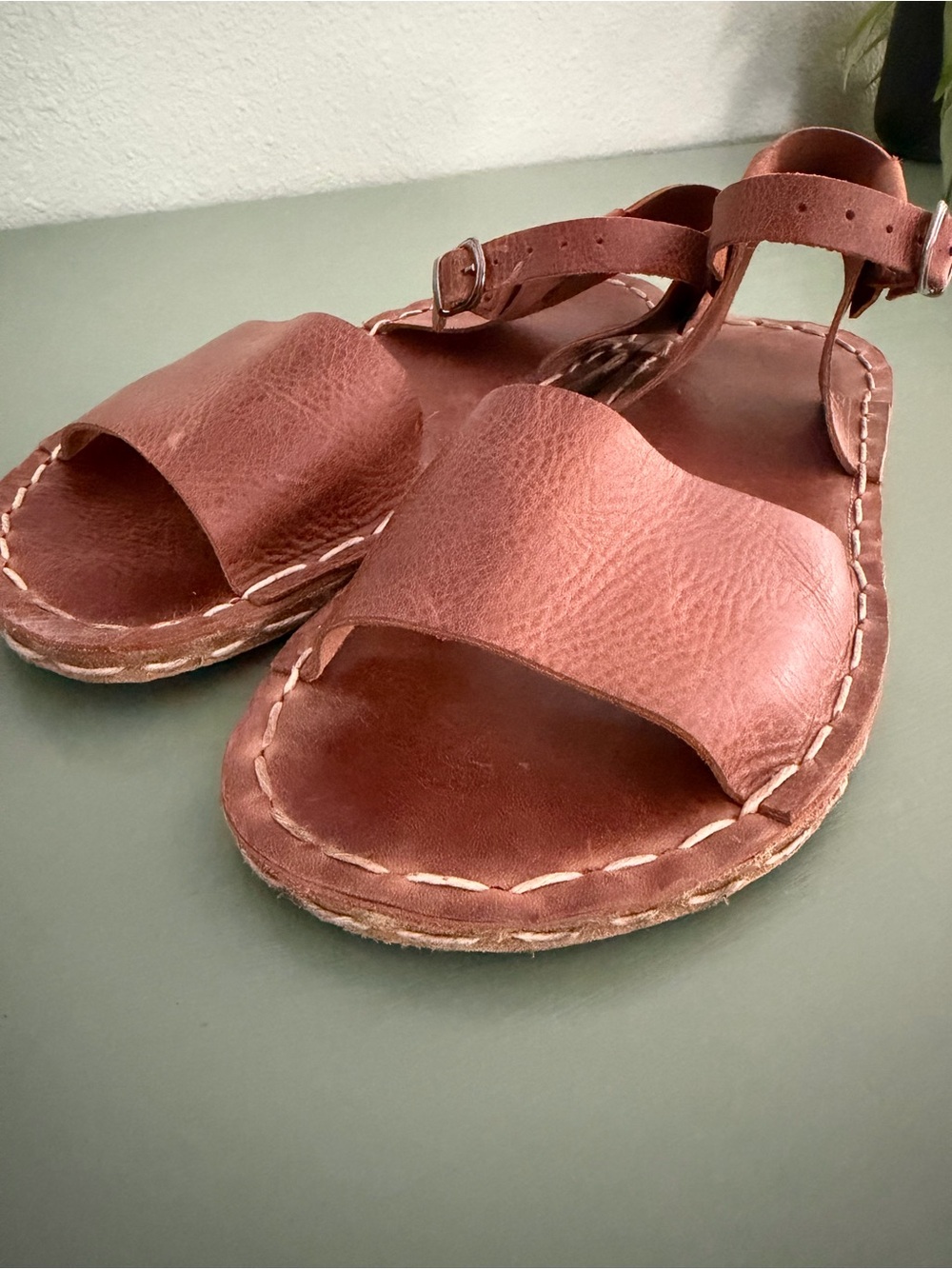 Atlantis Handmade Brown Leather Ankle-Strap Women's Grounding Sandals
